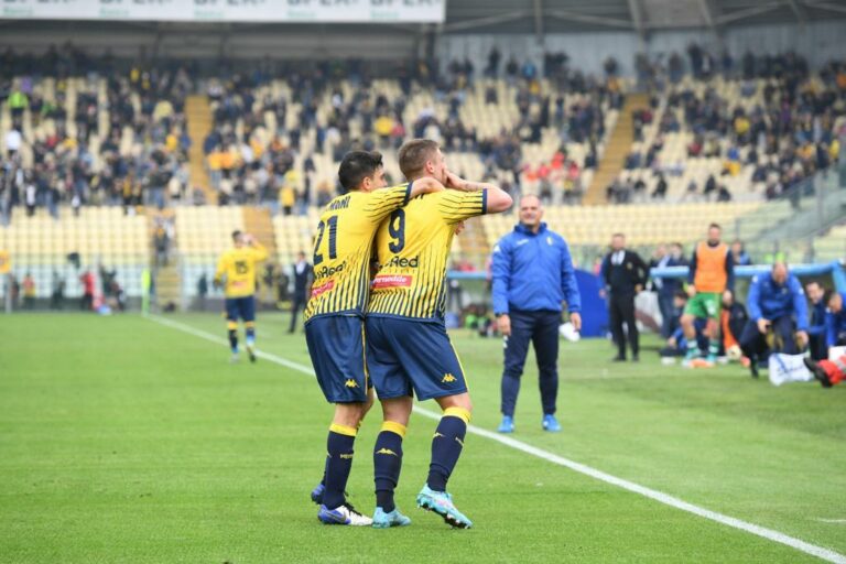 Gli highlights di Modena-Bari 3-3