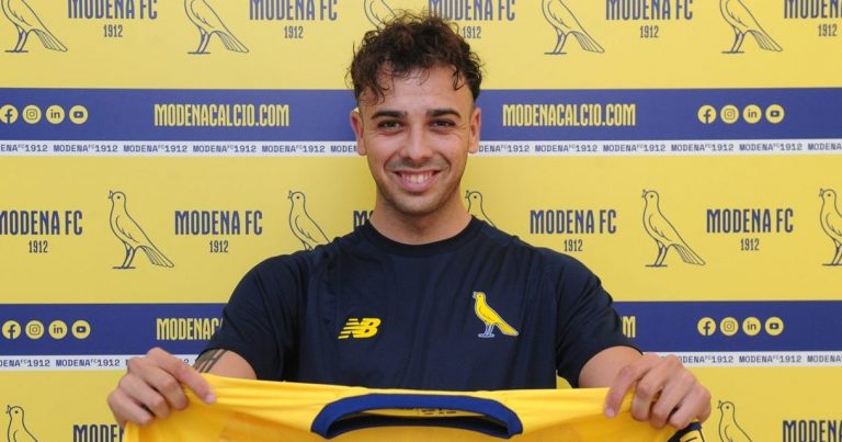 SIMONE PANADA  E’ GIALLOBLU’