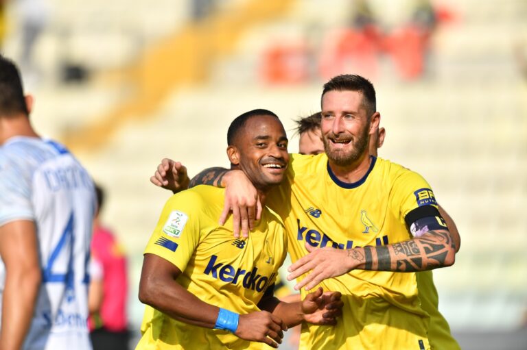 Modena-Como 5-1: terza sinfonia consecutiva