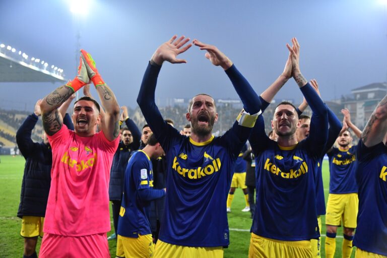 Parma-Modena 1-2: punti per la storia