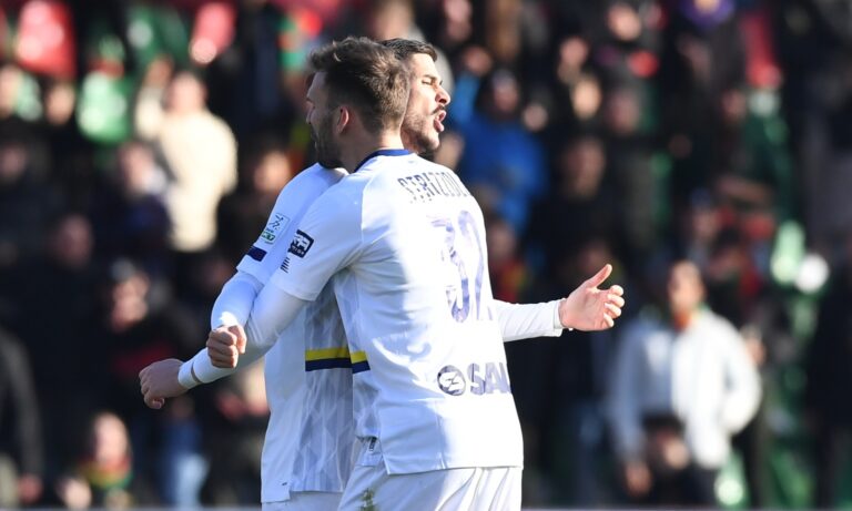 Ternana-Modena 2-1: avvio shock, il resto non basta