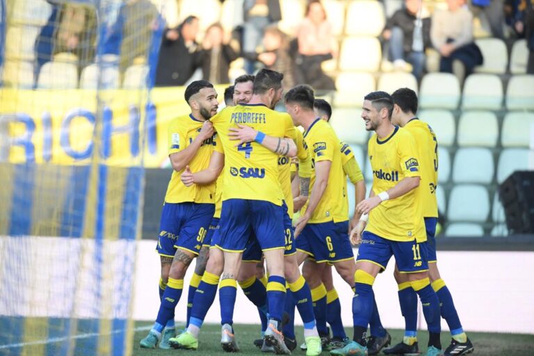 Reggina-Modena: i convocati da Tesser