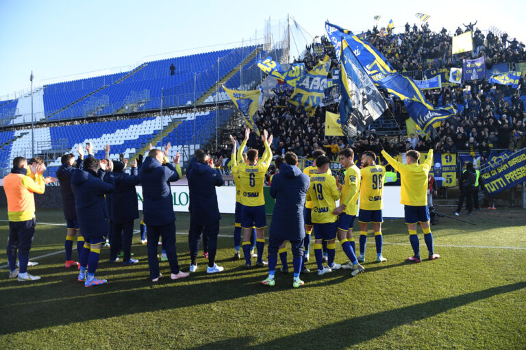 Como-Modena: 21 convocati di Tesser