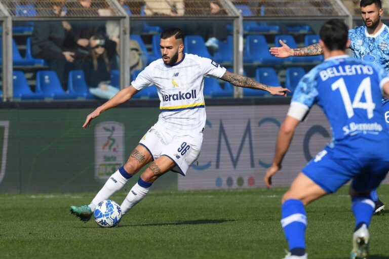 Como-Modena 1-0: sul lago la terza caduta