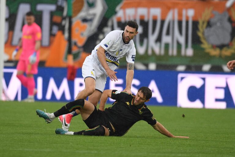 Venezia-Modena 5-0: sott’acqua al Penzo