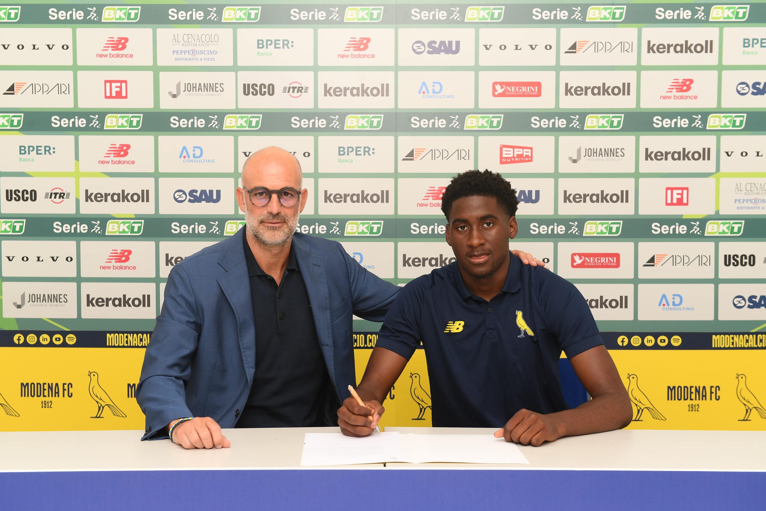 Calciomercato: dal Belgio, Mondele