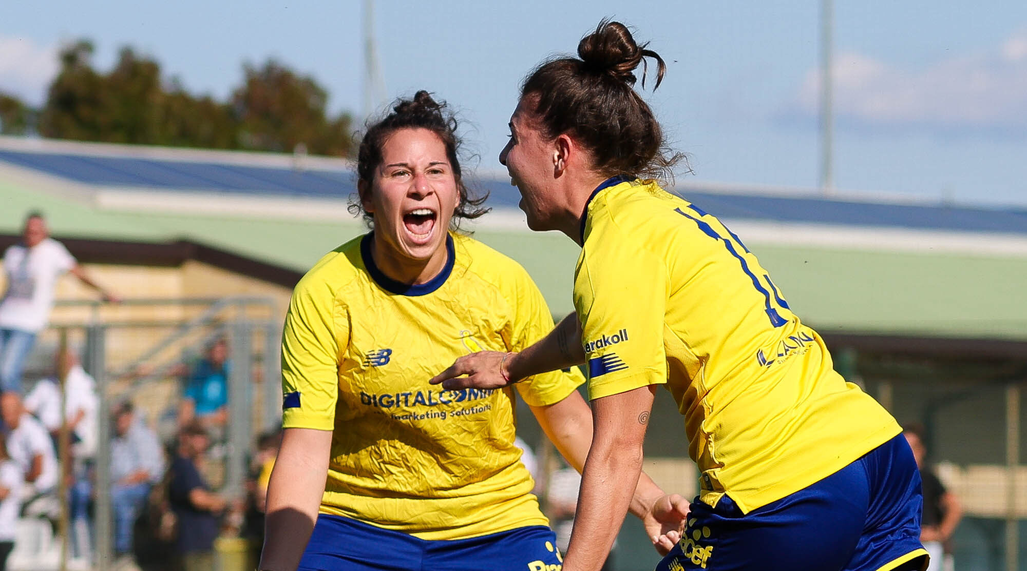 Futuro Gialloblù: ragazze a tutto shooting Futuro Gialloblù: ragazze a tutto shooting