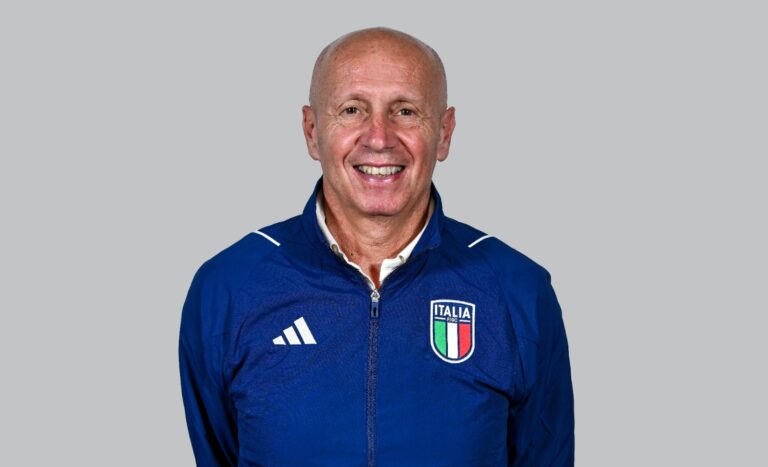 Scuola allenatori: lezione con Viscidi