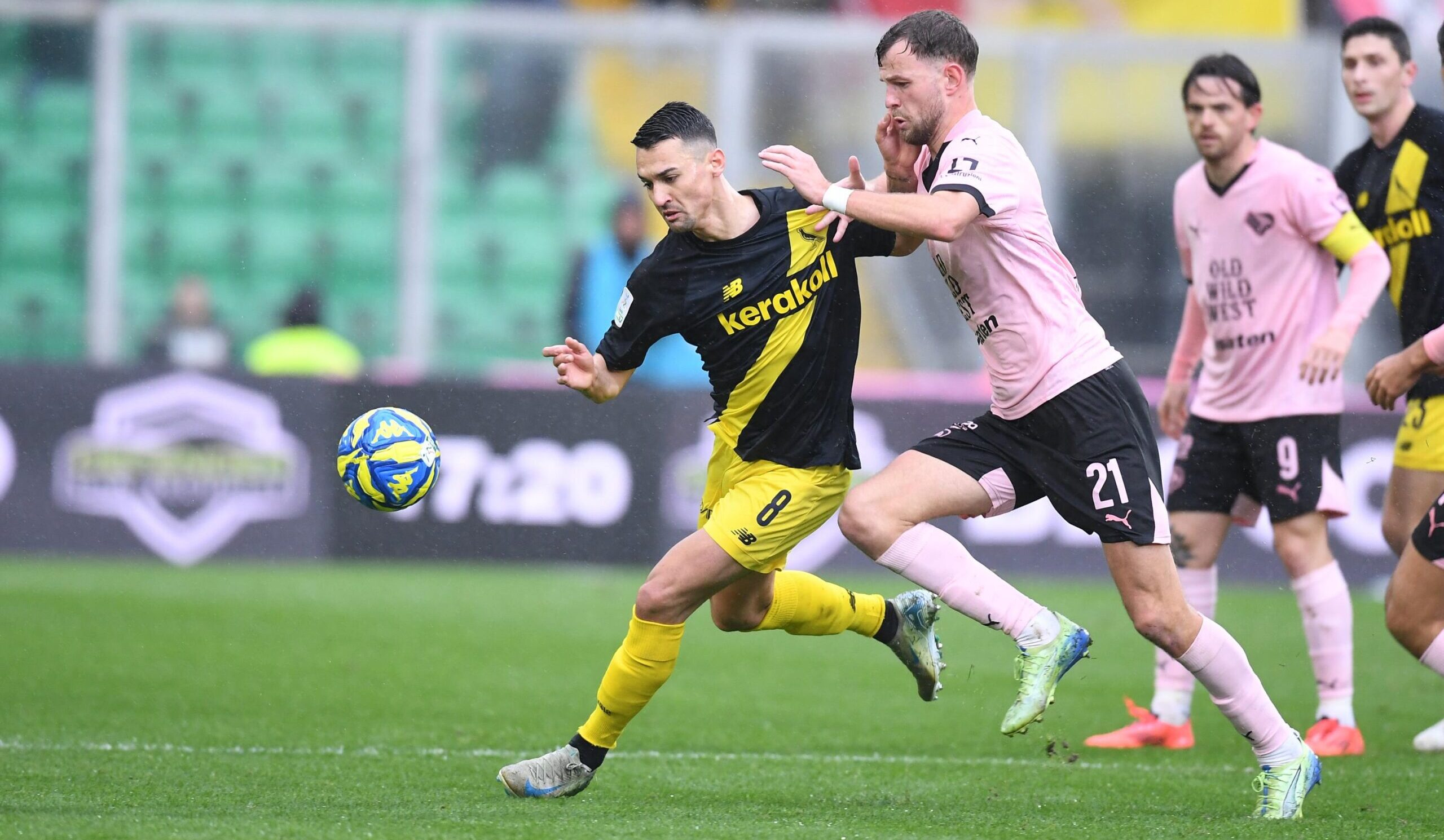 Palermo-Modena 2-0: gialloblù ko al Barbera Palermo-Modena 2-0: gialloblù ko al Barbera