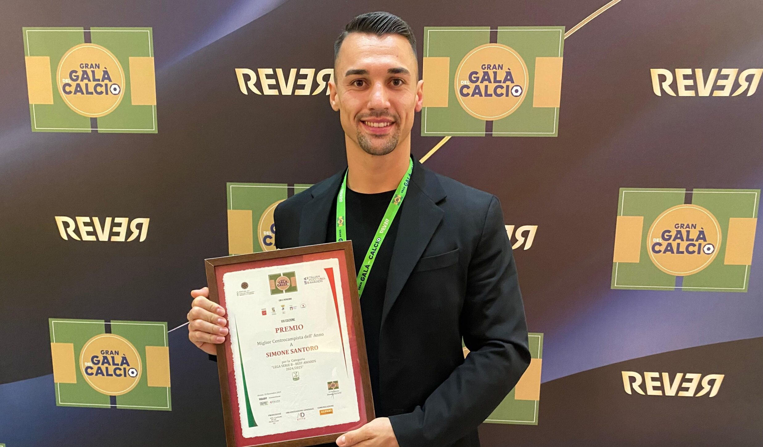 Gran Galà del Calcio: Santoro miglior centrocampista della Serie B 24/25