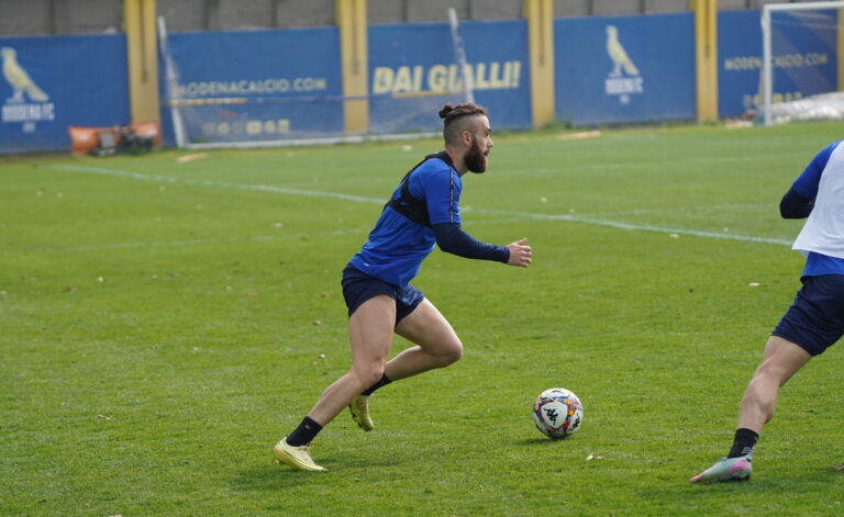 Catanzaro-Modena: 24 gialloblù convocati