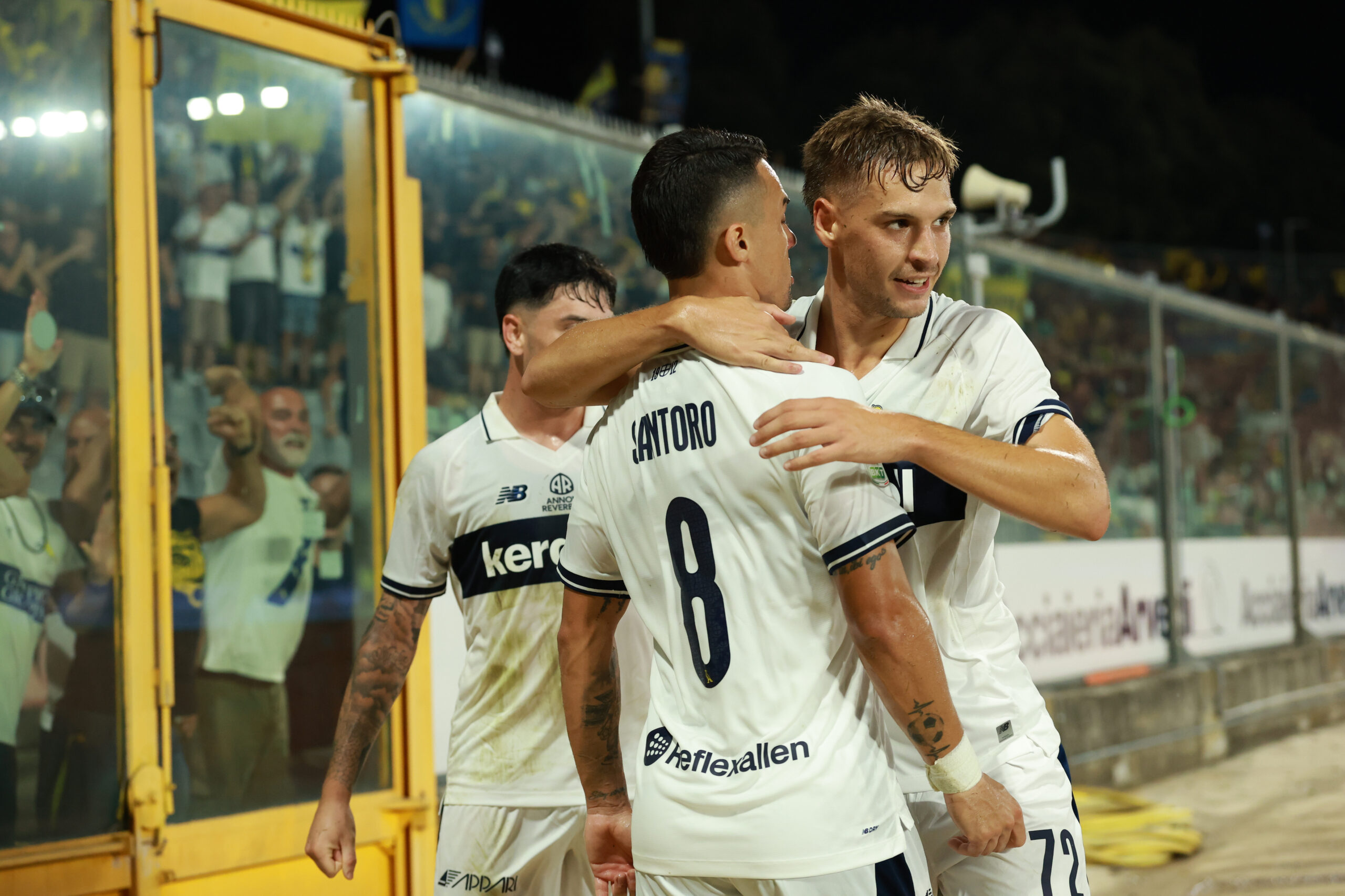 Cremonese-Modena 0-3: i canarini splendono allo Zini Cremonese-Modena 0-3: i canarini splendono allo Zini